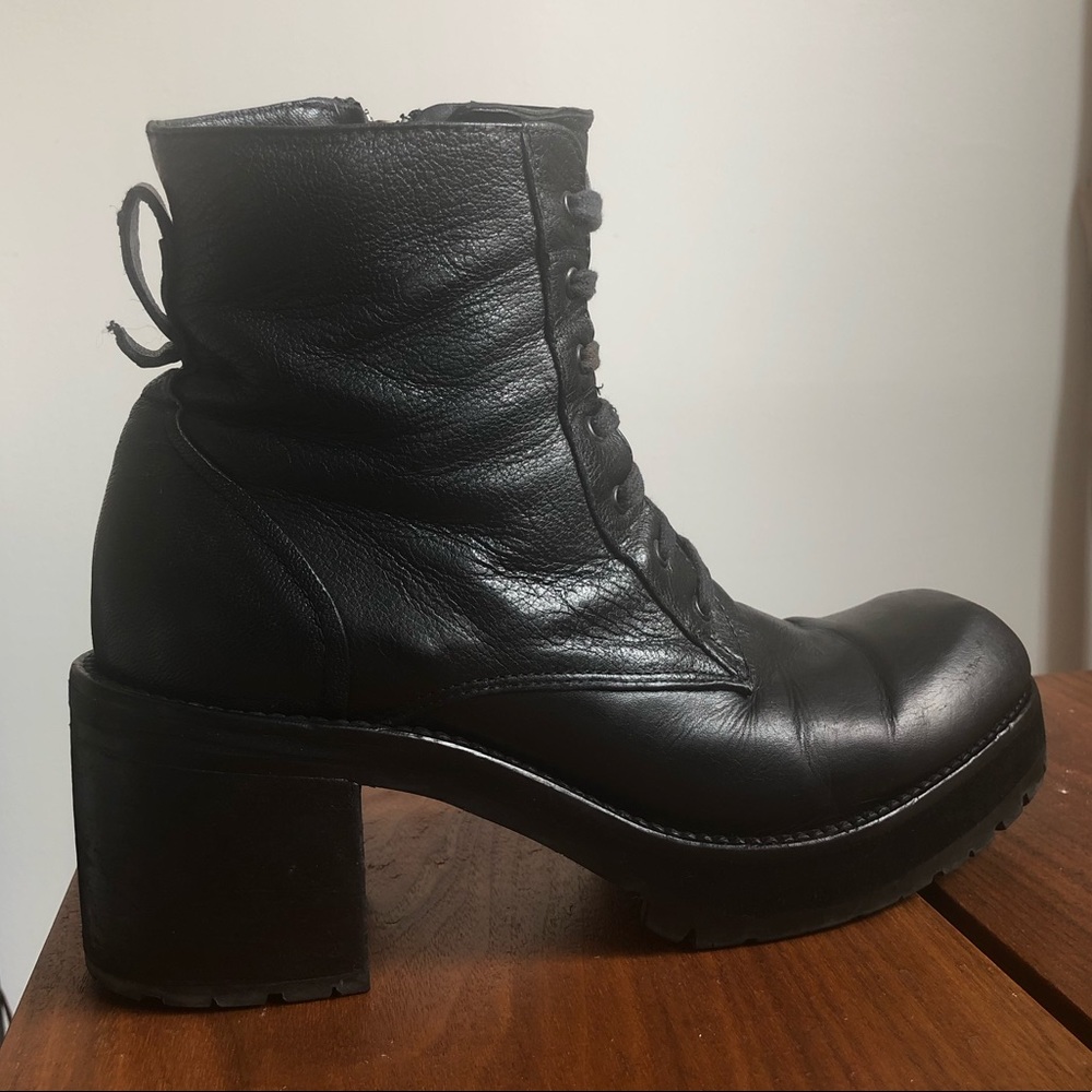 Alexander McQueen boots size 39